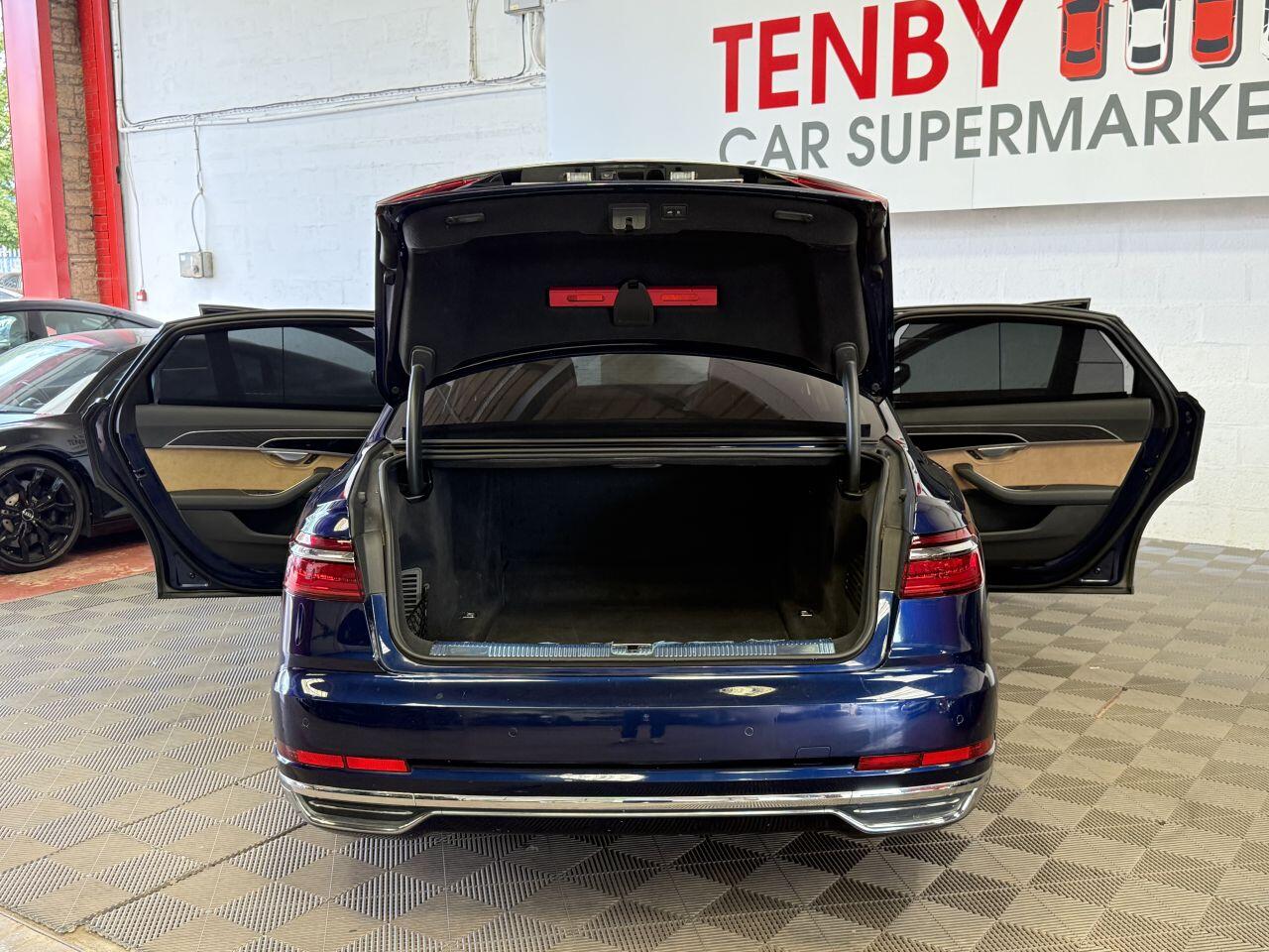 Audi A8 view 15