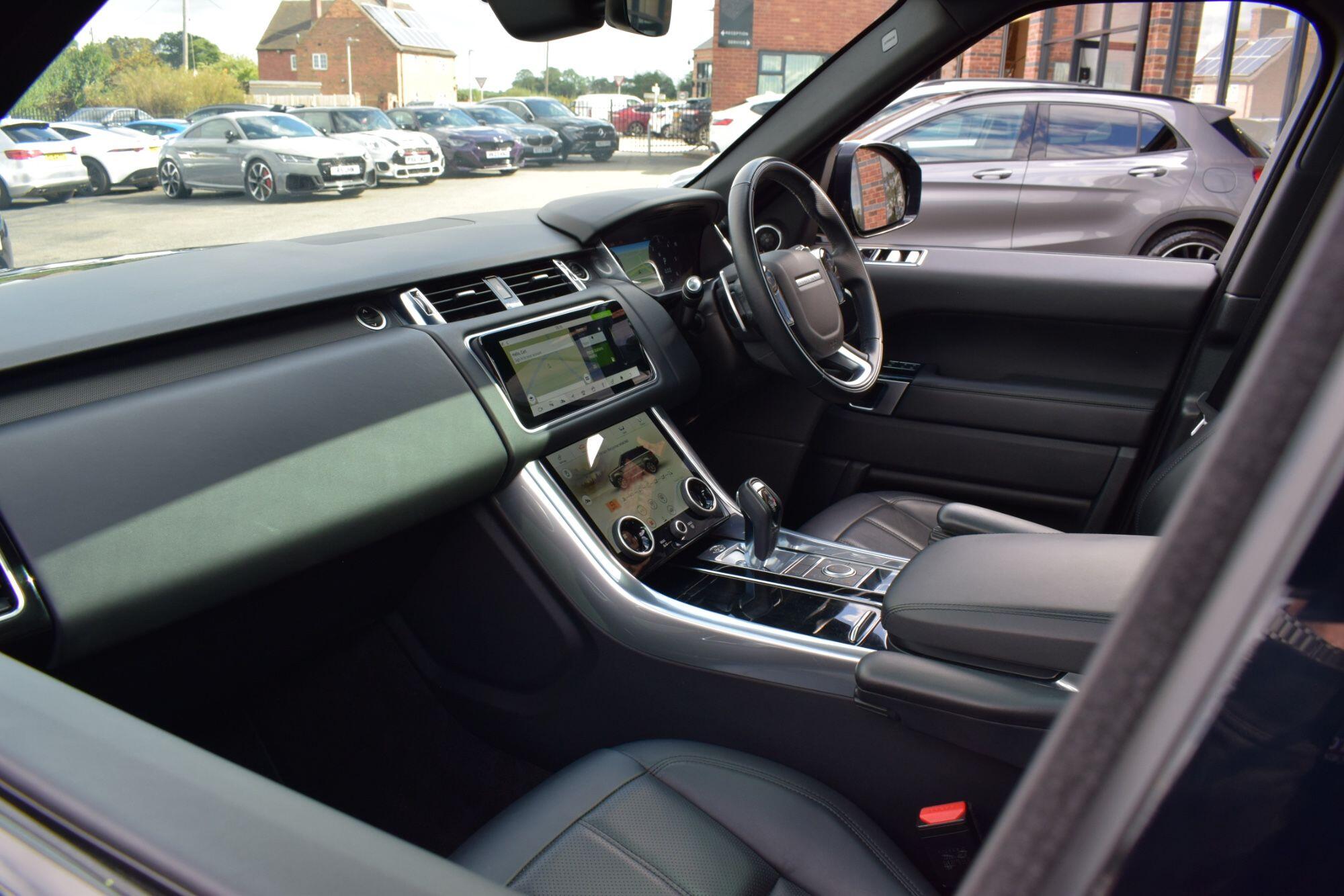 Land Rover Range Rover Sport view 32