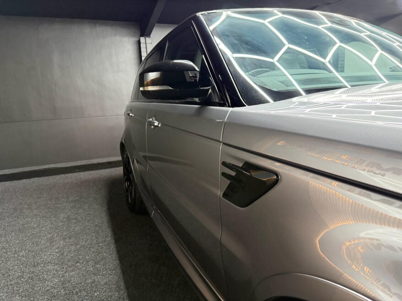 Land Rover Range Rover Sport view 23