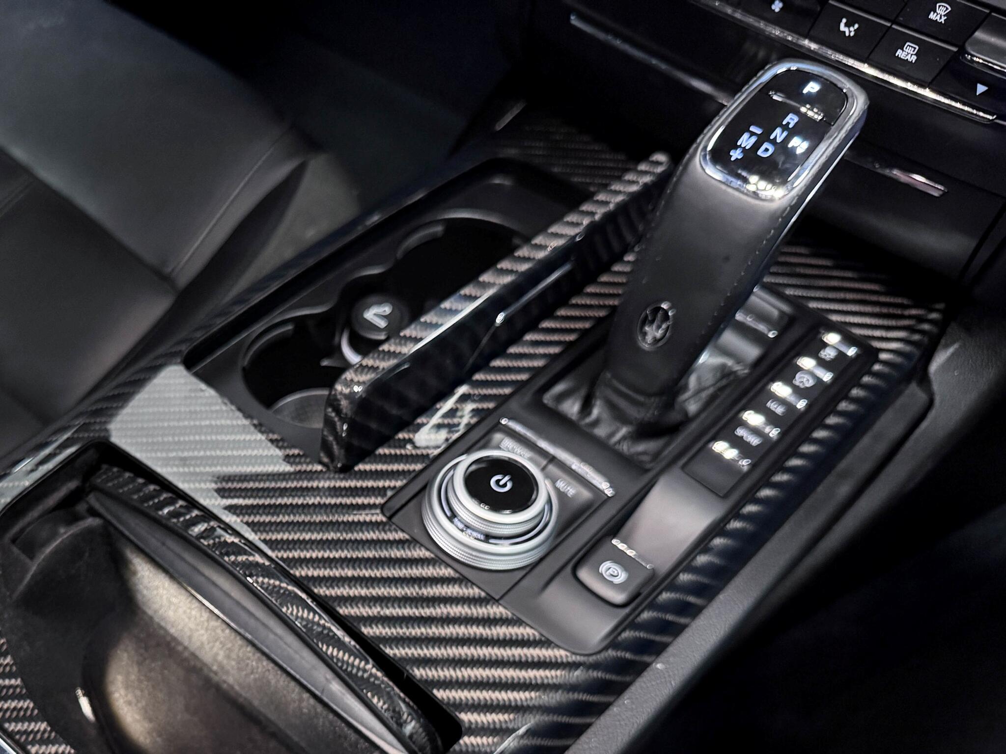Maserati Ghibli view 30