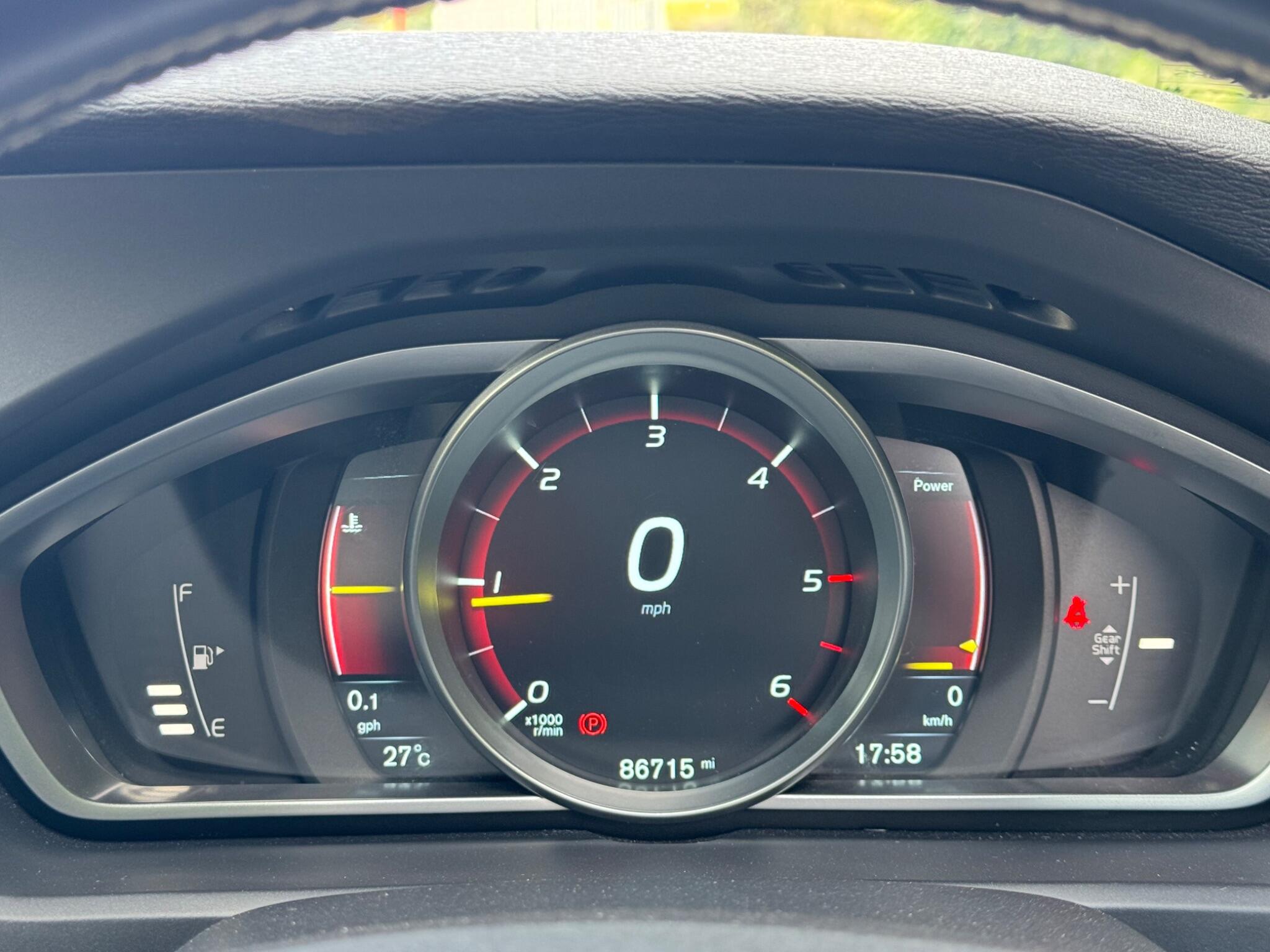 Volvo V40 view 32