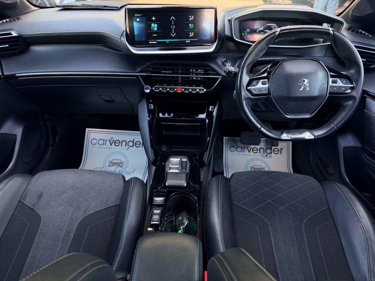 Peugeot E-208 view 5
