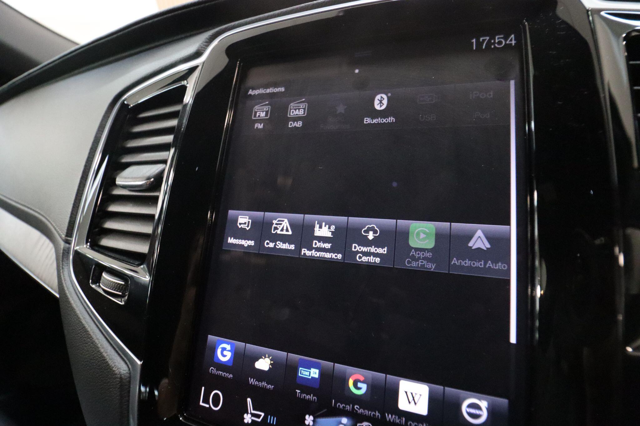 Volvo XC90 view 29