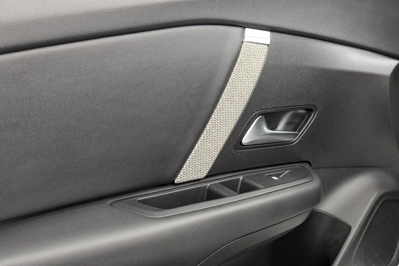 Citroen C4 view 29