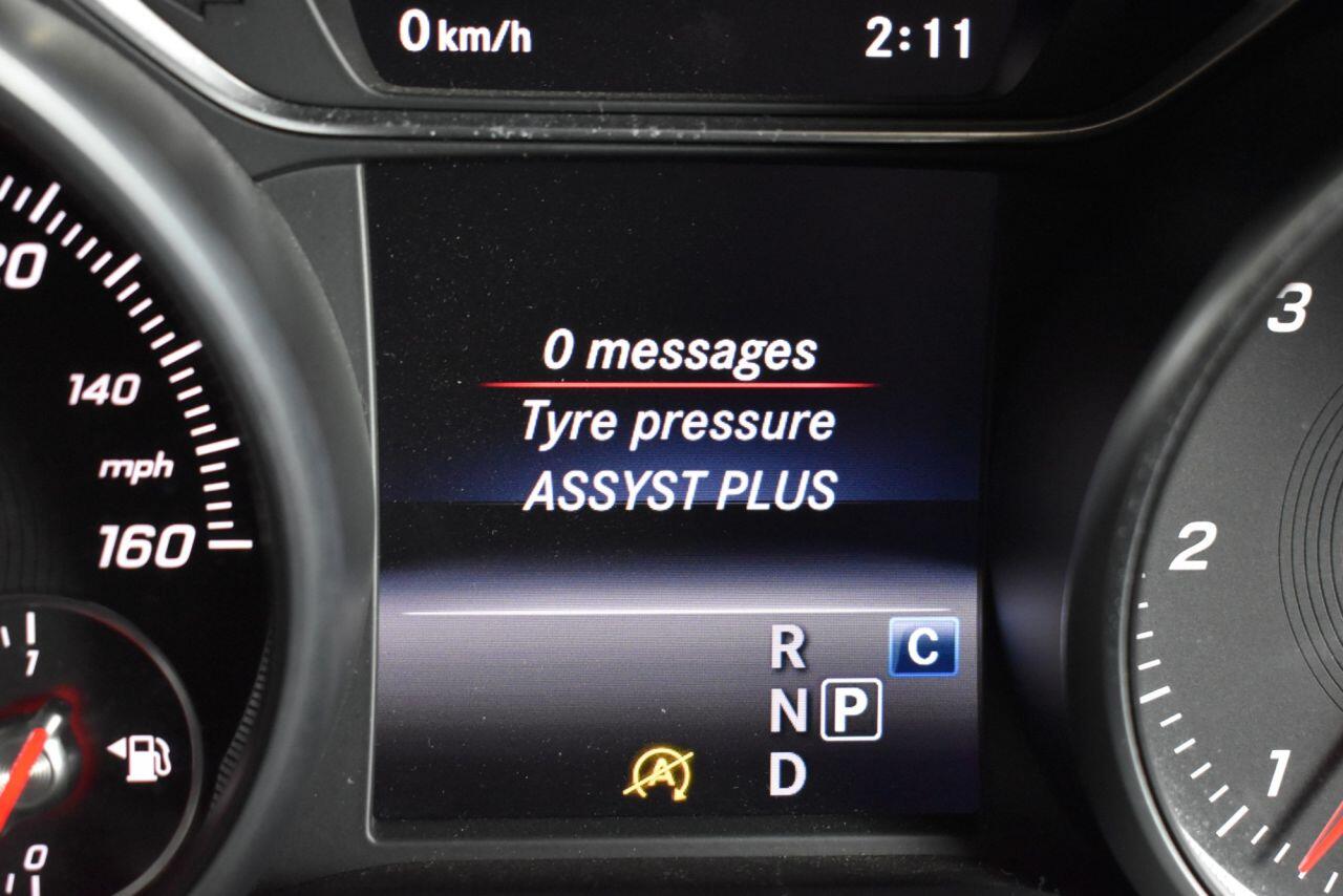 Mercedes-Benz Cla view 32