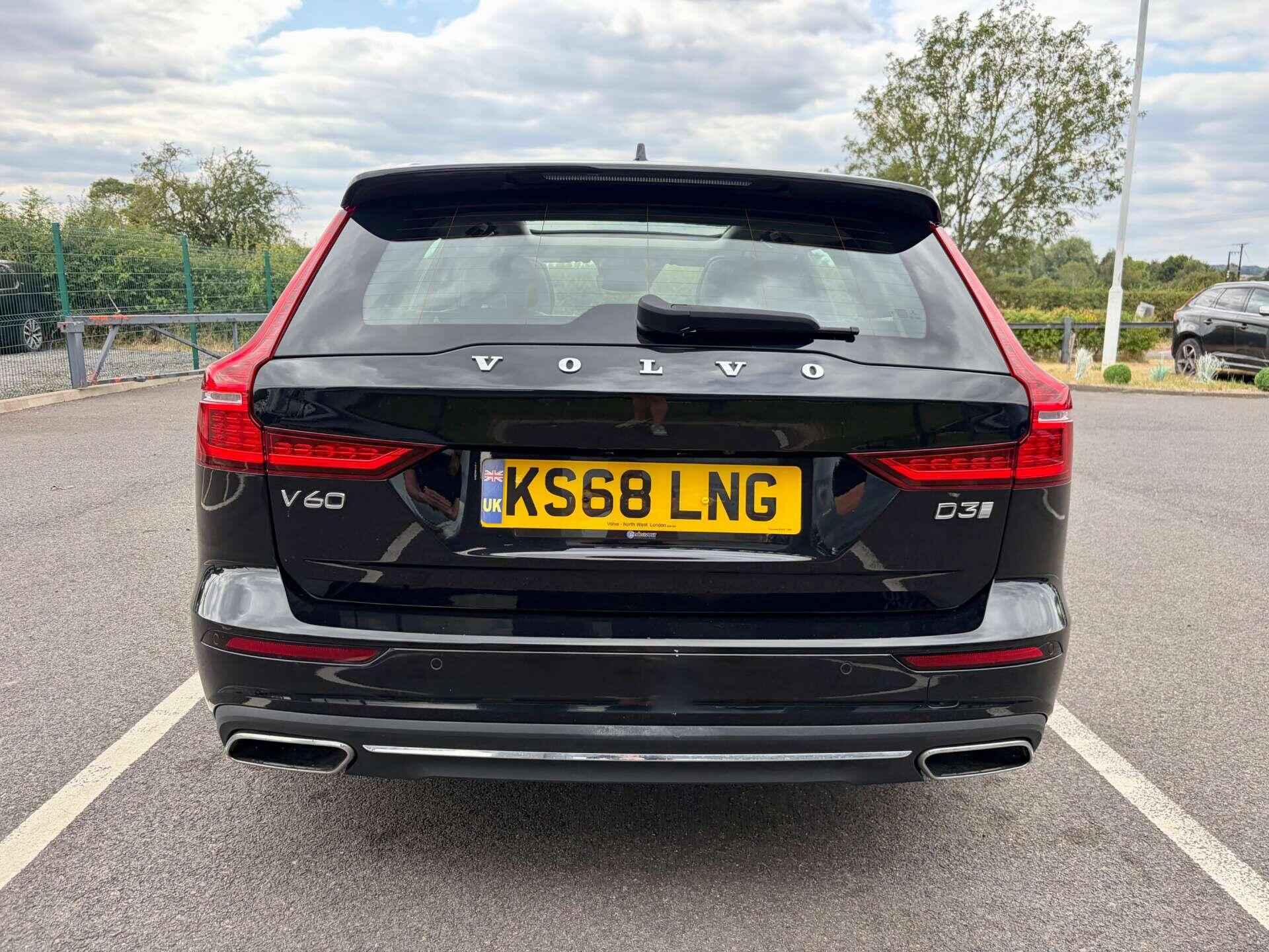 Volvo V60 view 7