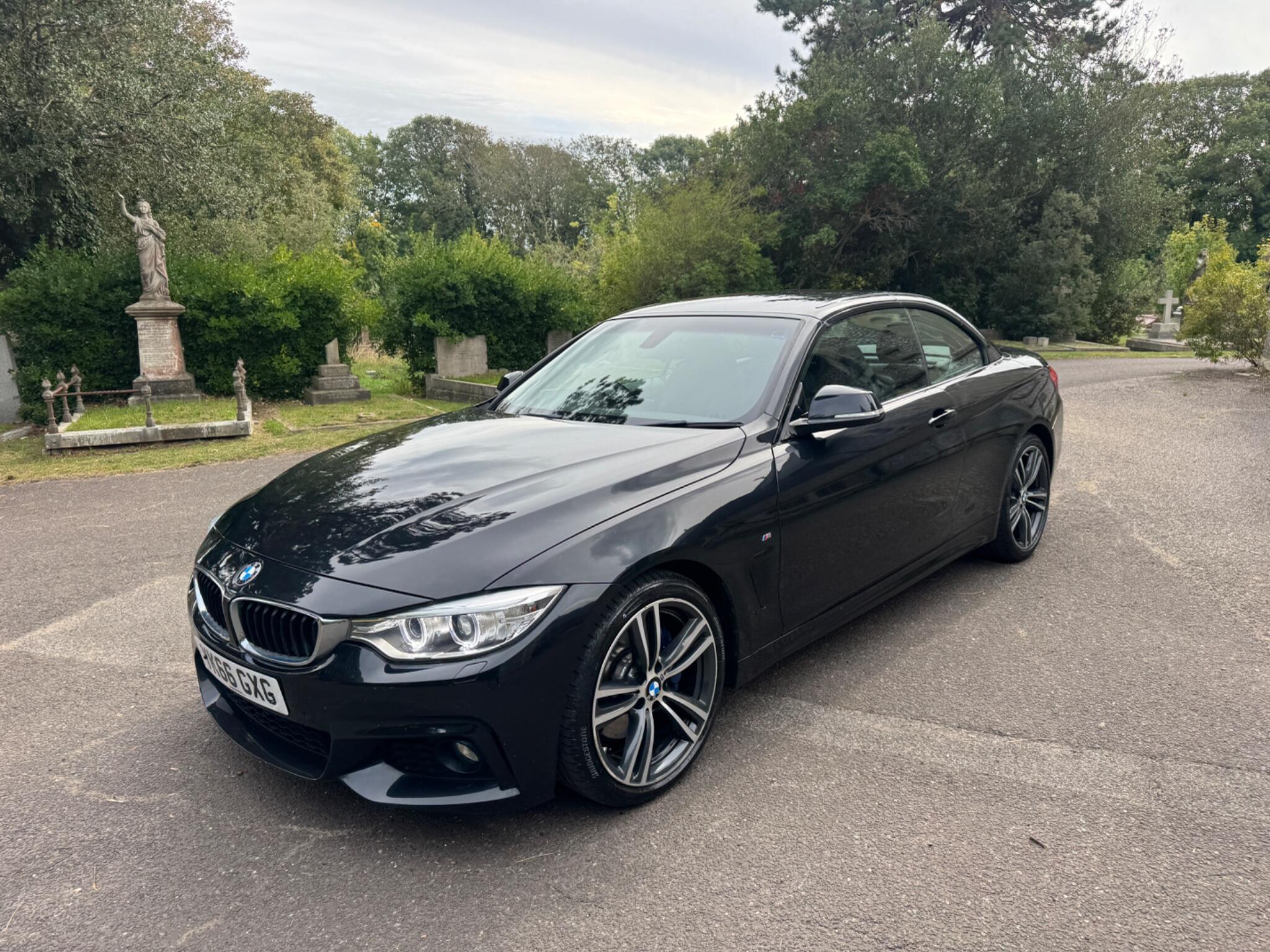 BMW 4 Series view 11