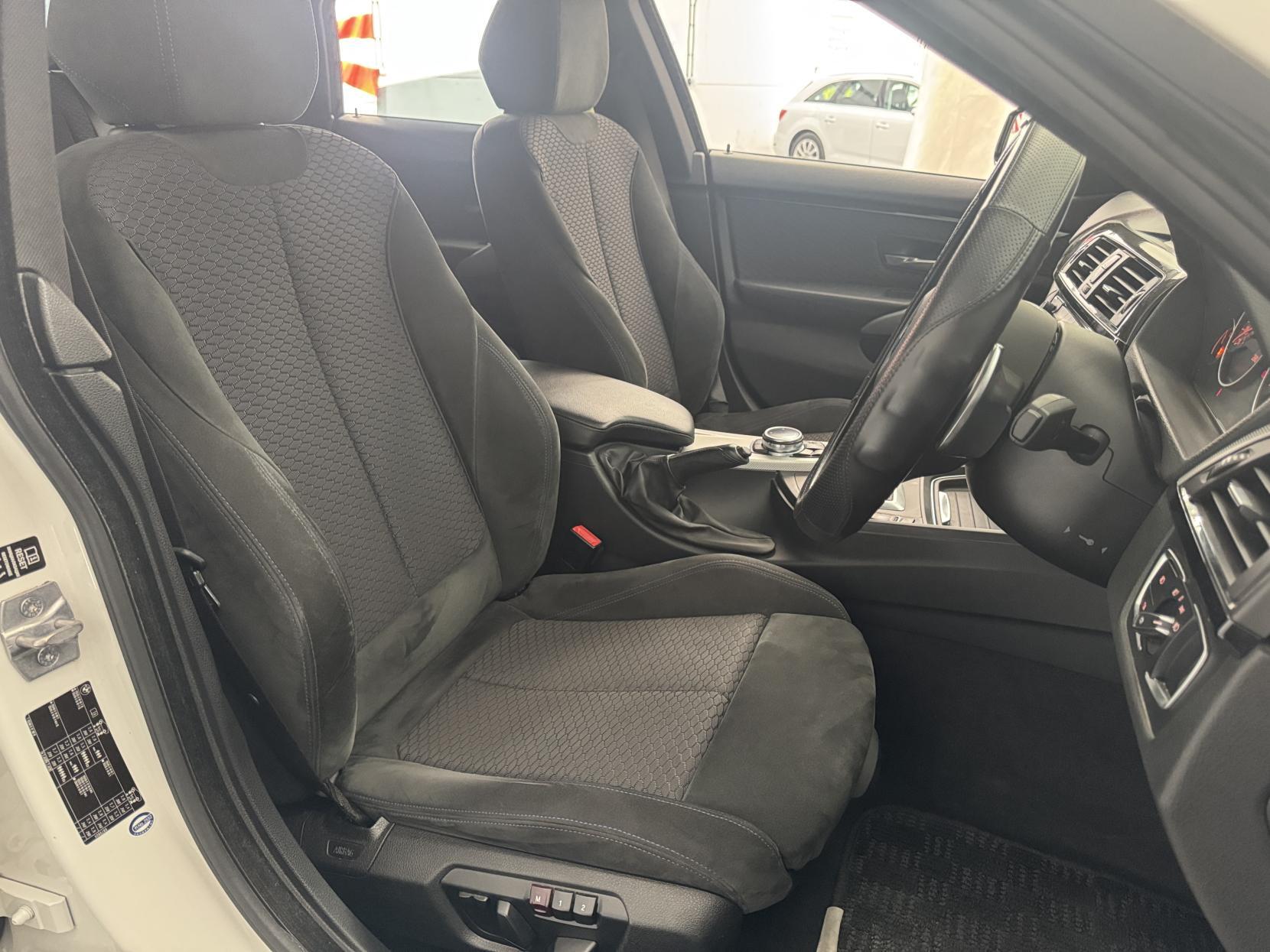 BMW 4 Series Gran Coupe view 50