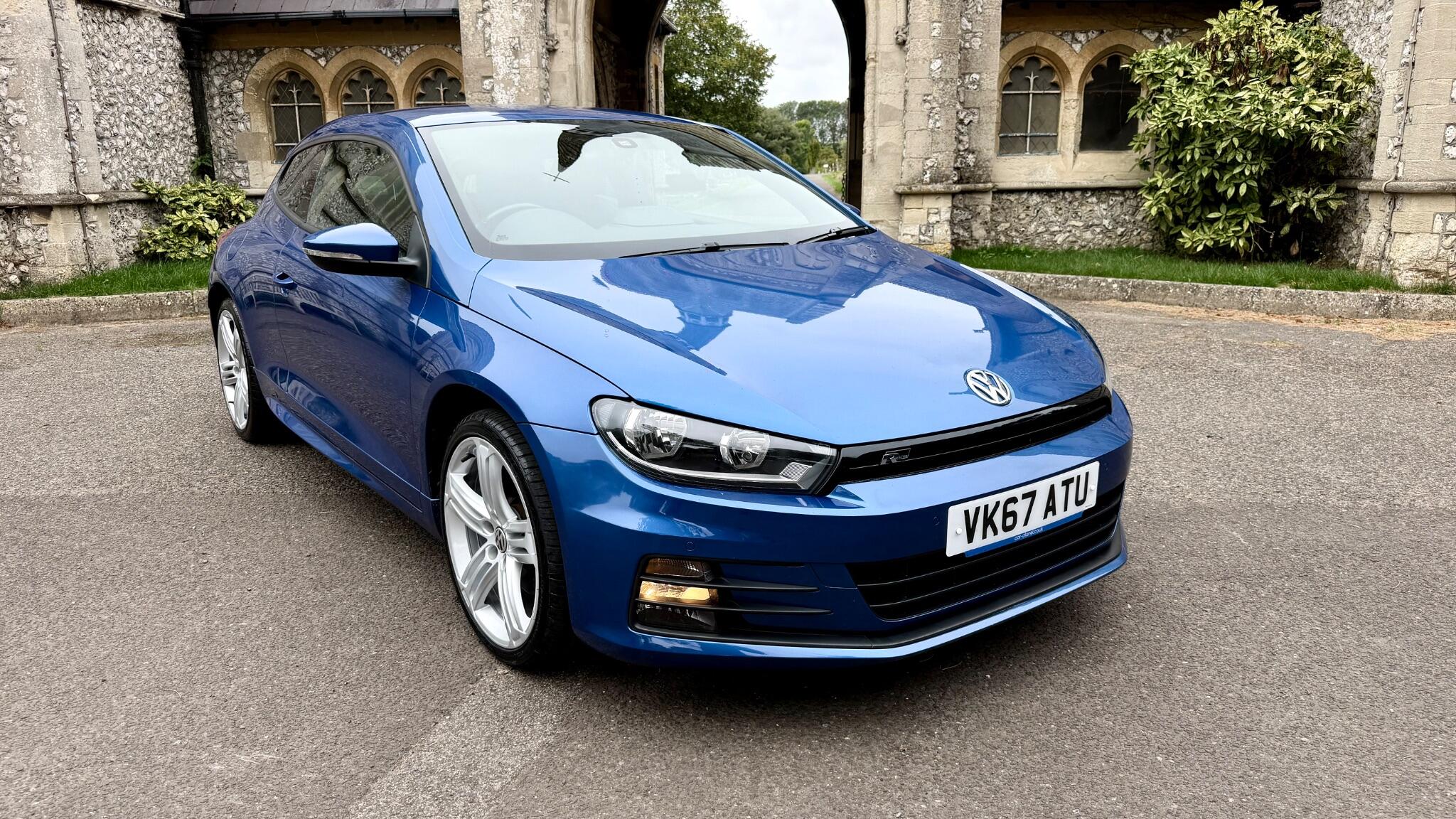 Volkswagen Scirocco view 8