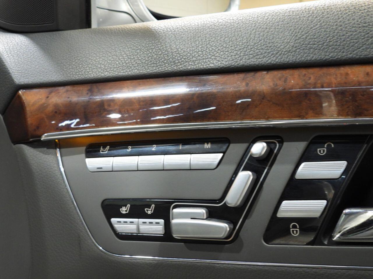 Mercedes-Benz S-Class view 38