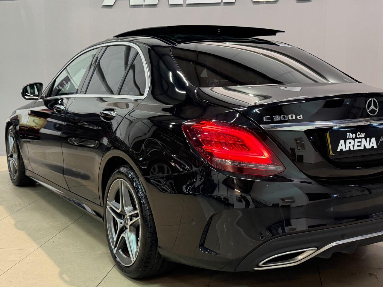 Mercedes-Benz C-Class view 8
