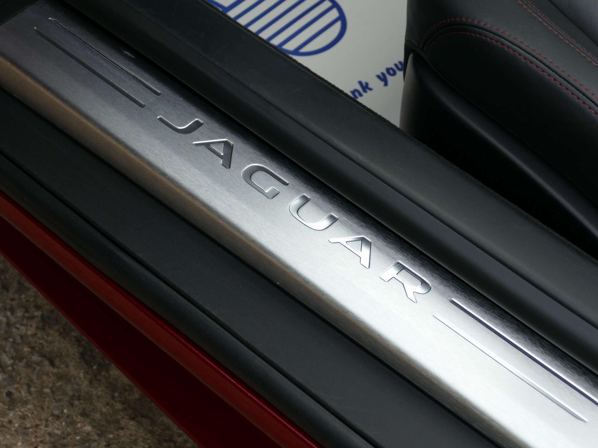 Jaguar F-Type view 49