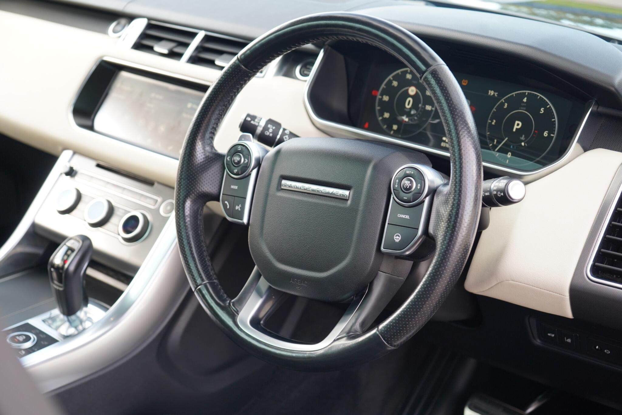 Land Rover Range Rover Sport view 24