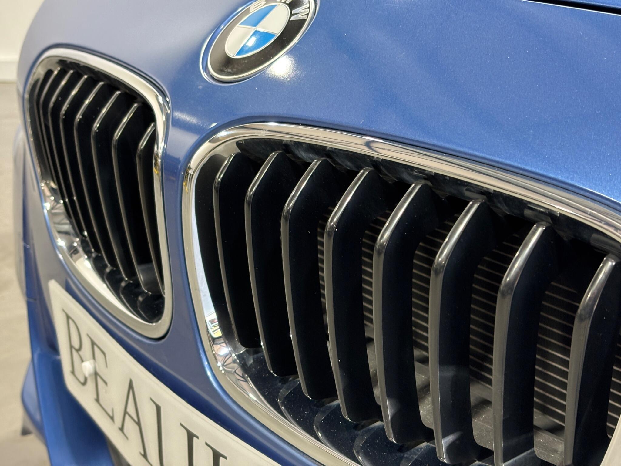 BMW 1 Series view 5