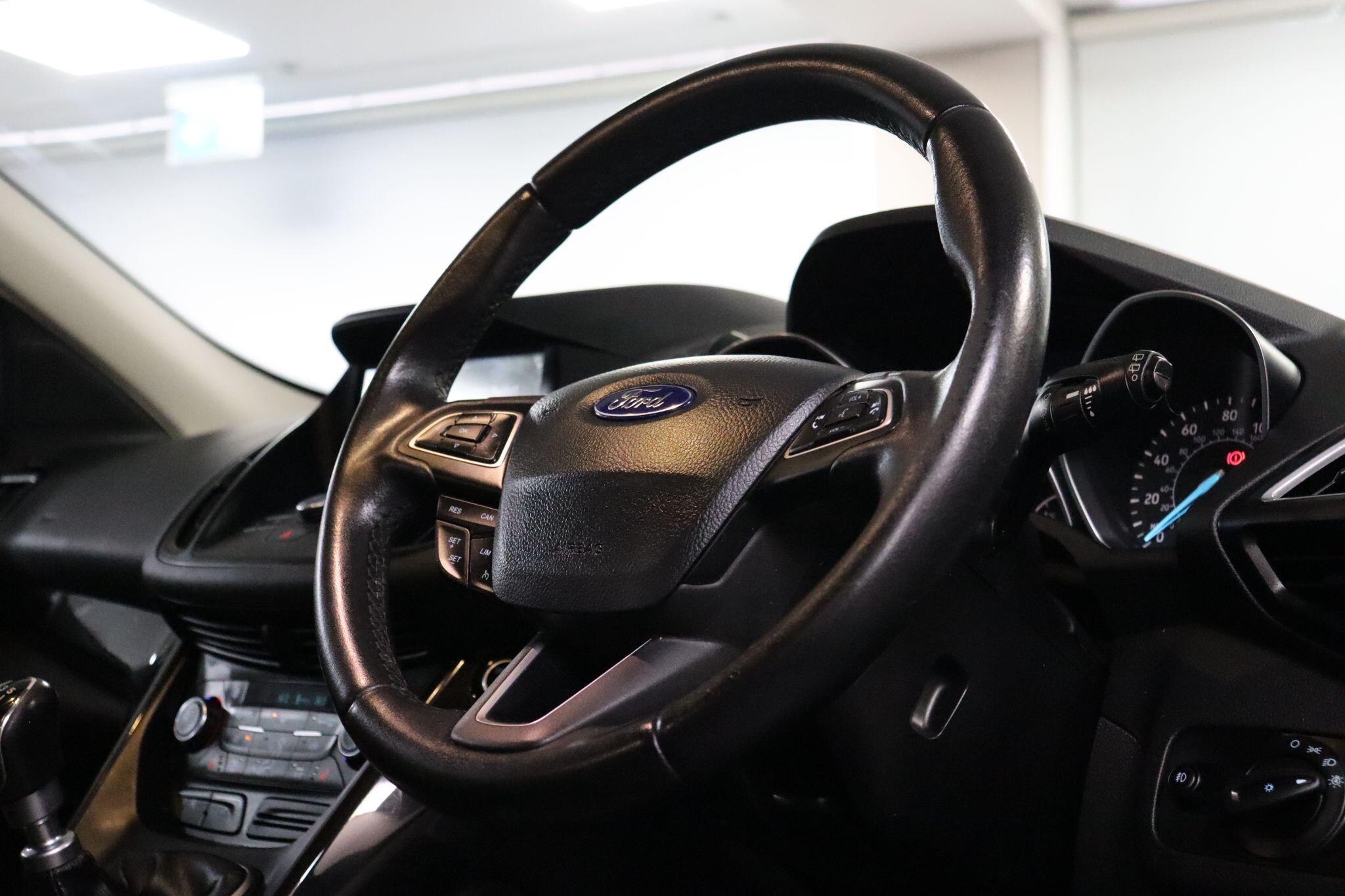 Ford Kuga view 12