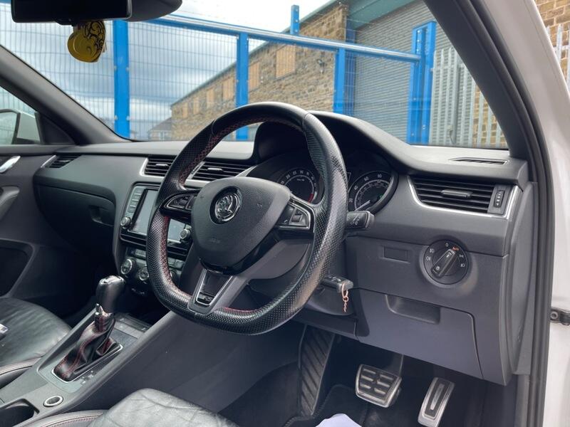 2015 Skoda Octavia image 7