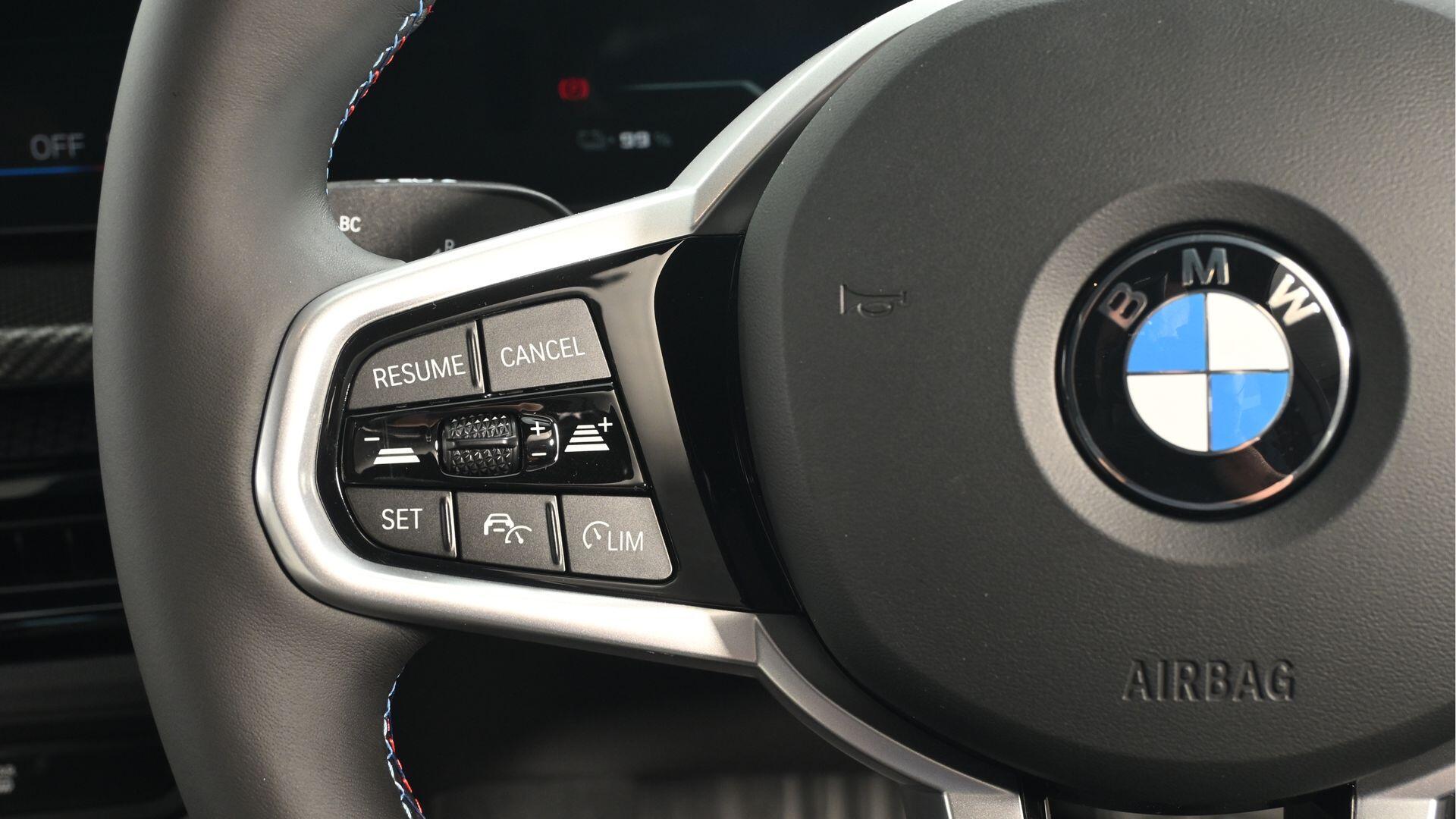 BMW I4 view 17