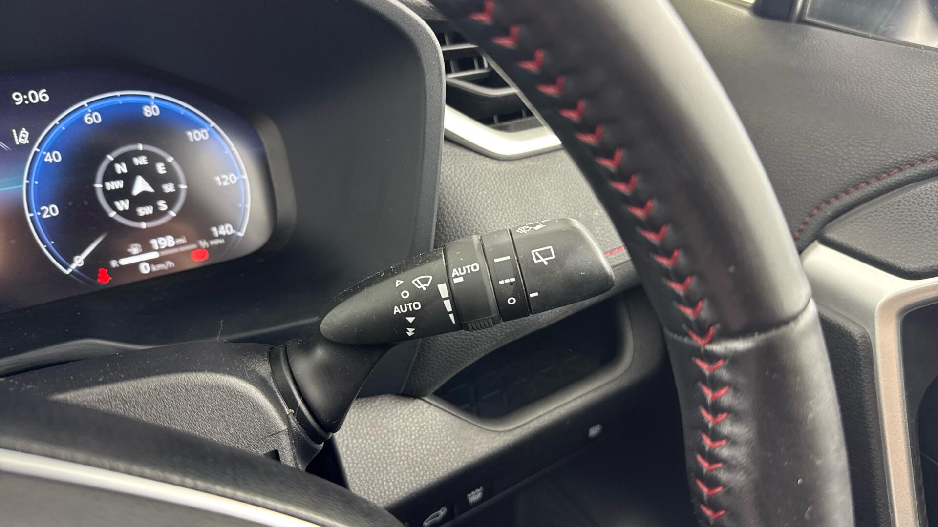Toyota RAV4 view 37