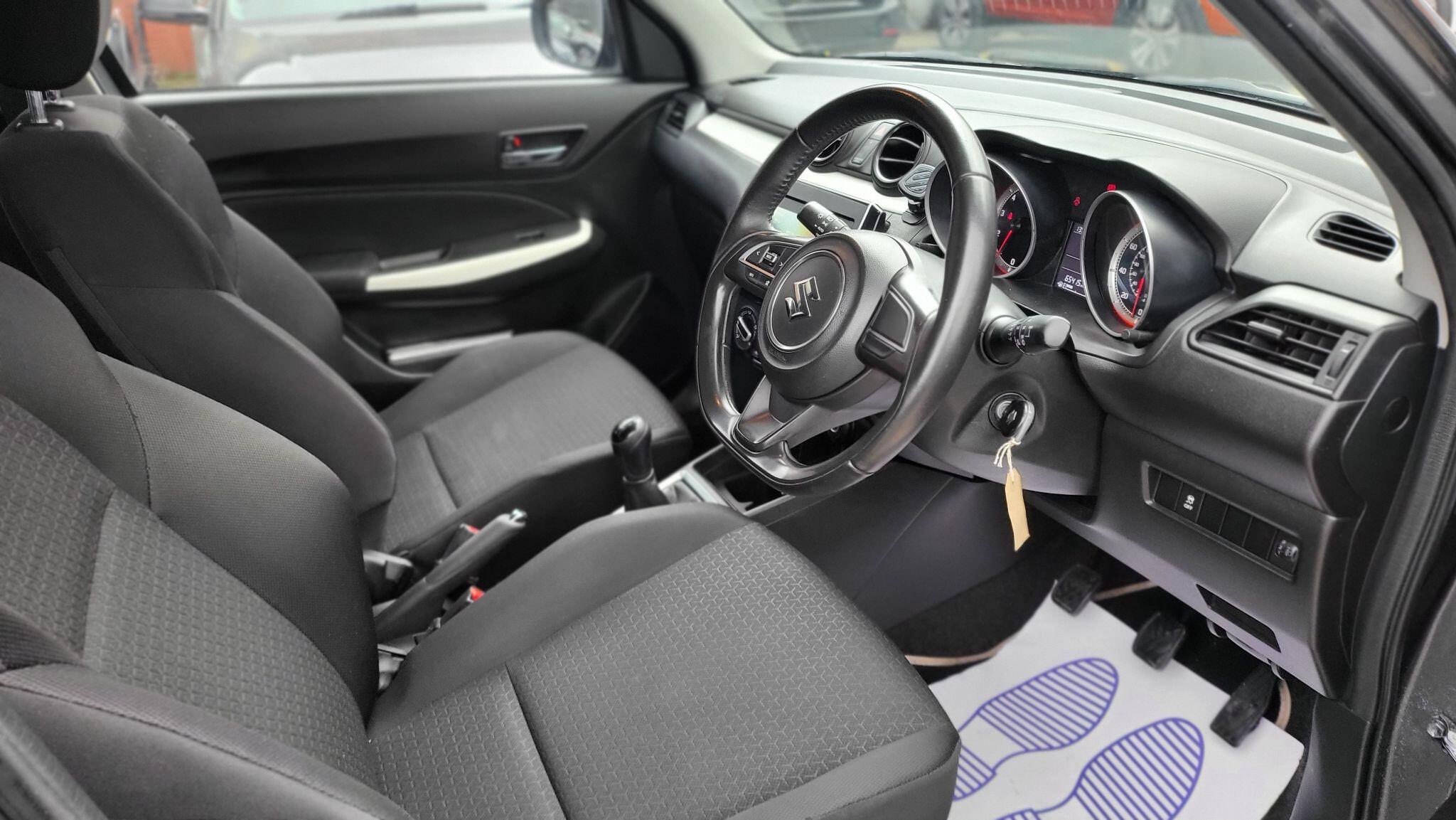 Suzuki Swift view 15