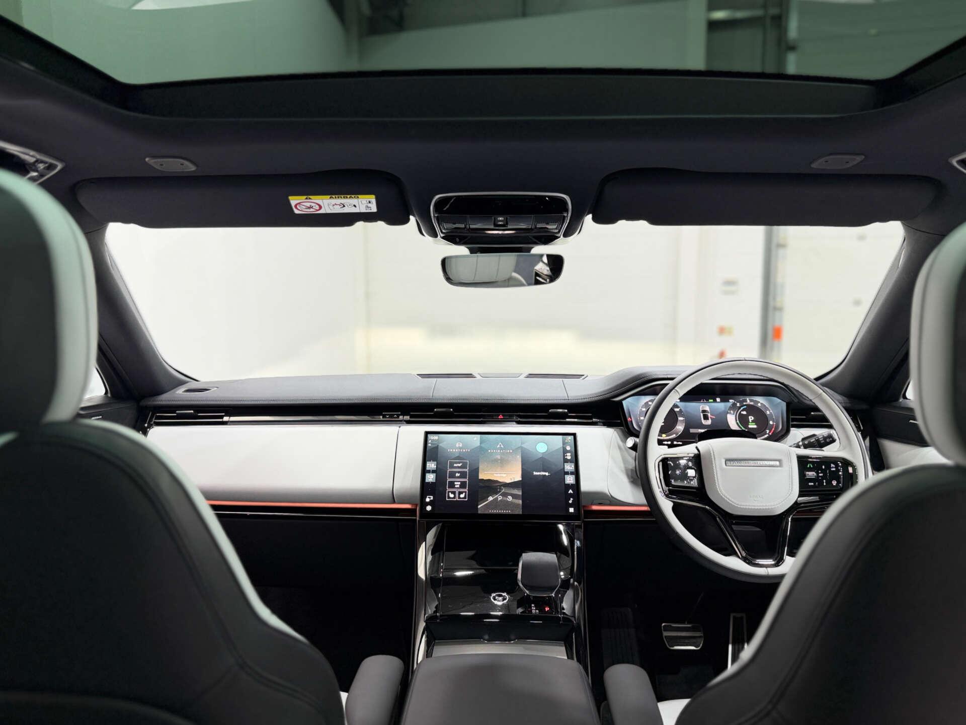 Land Rover Range Rover Sport view 18