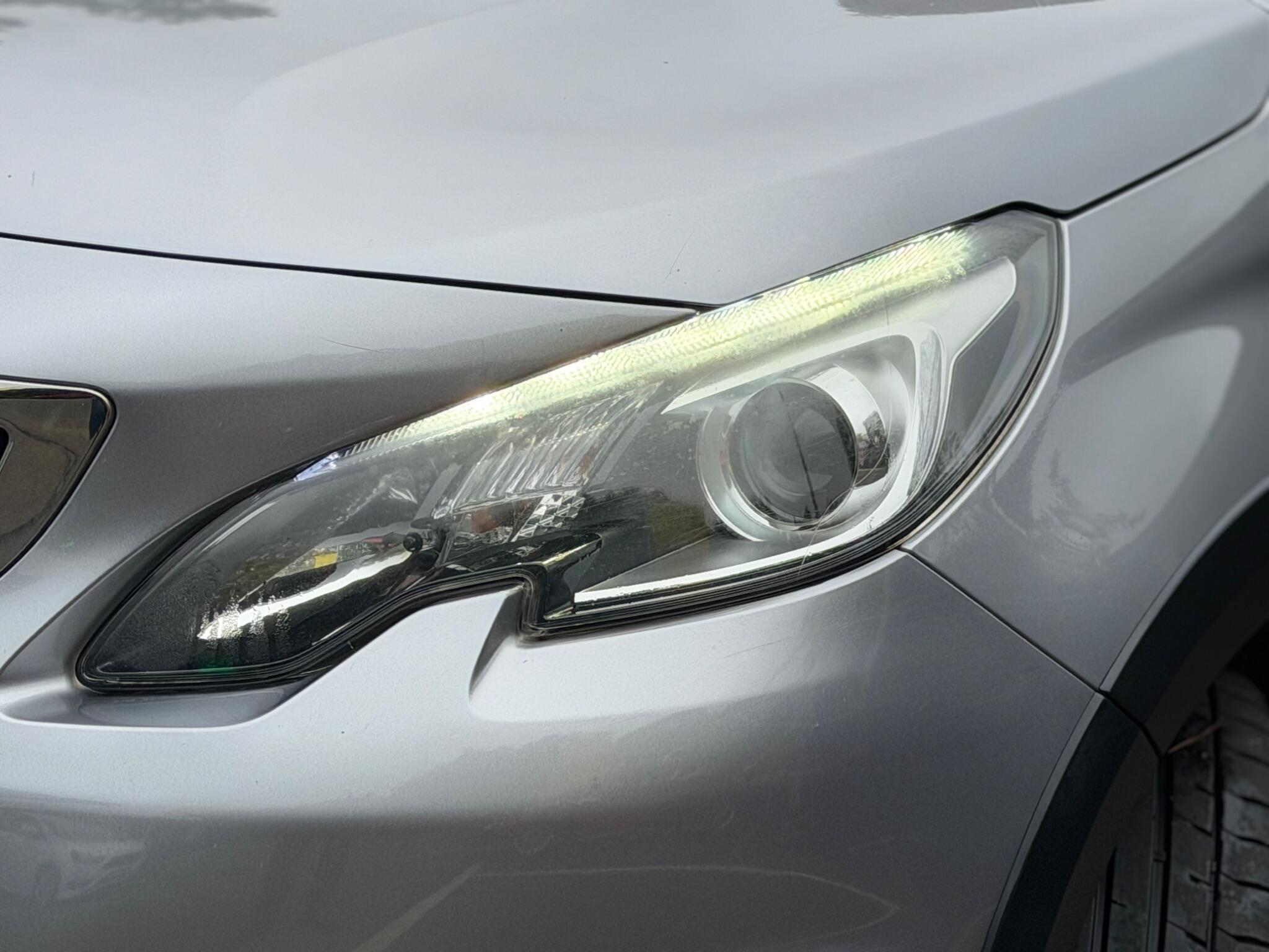 Peugeot 2008 view 66