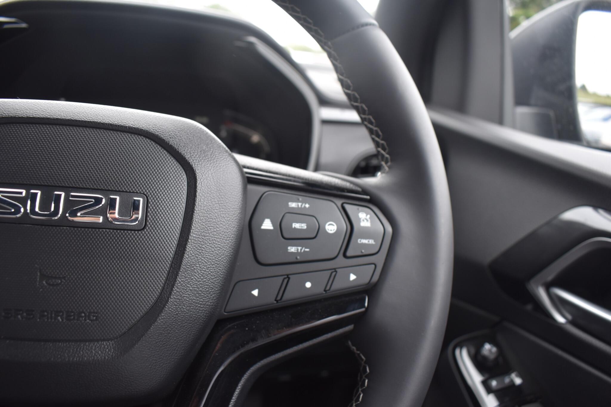 D-Max - 1.9 TD V-Cross Auto 4WD Euro 6 (s/s) 4dr - Image 26