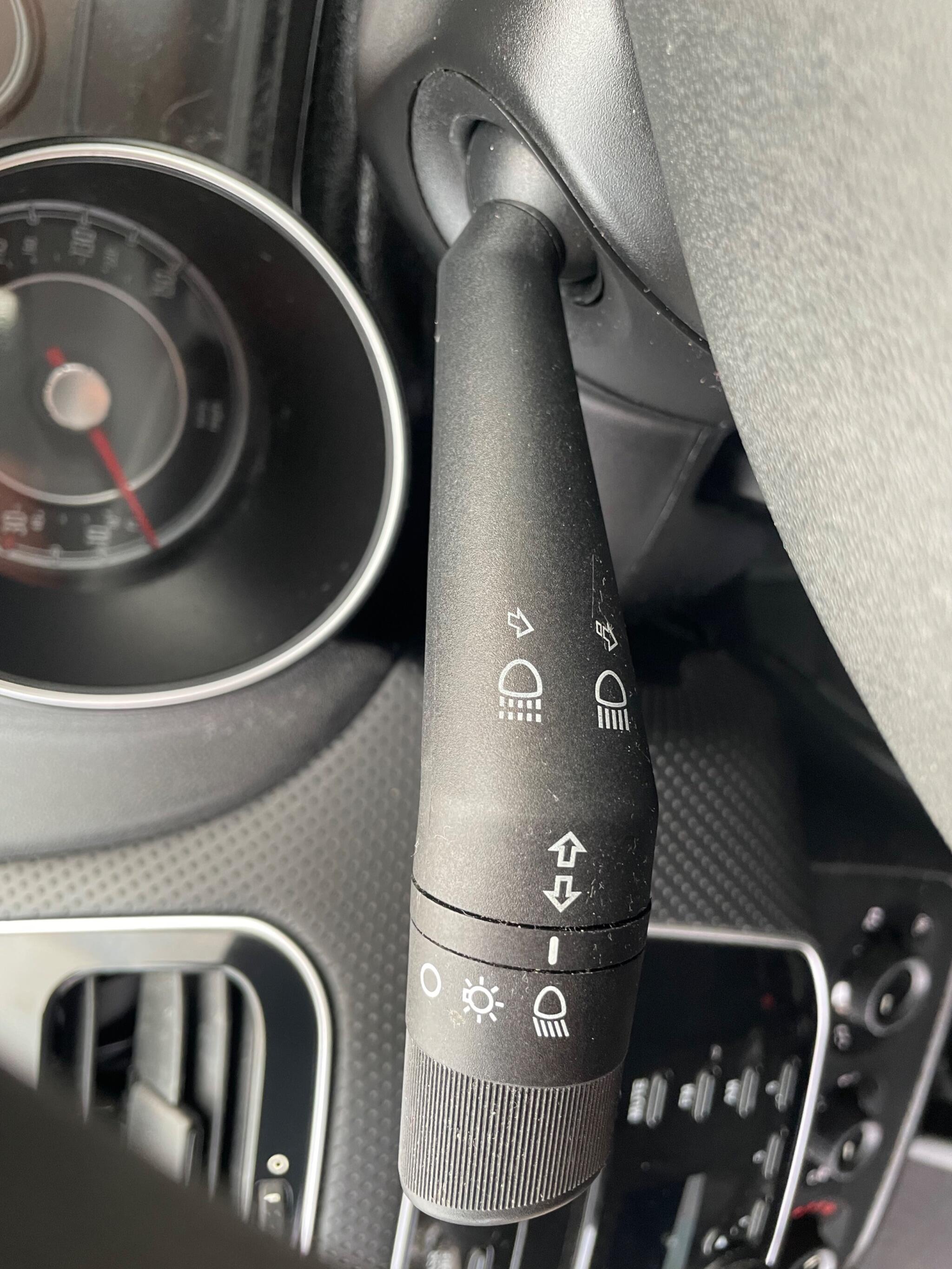 2011 Fiat Punto Evo image 85