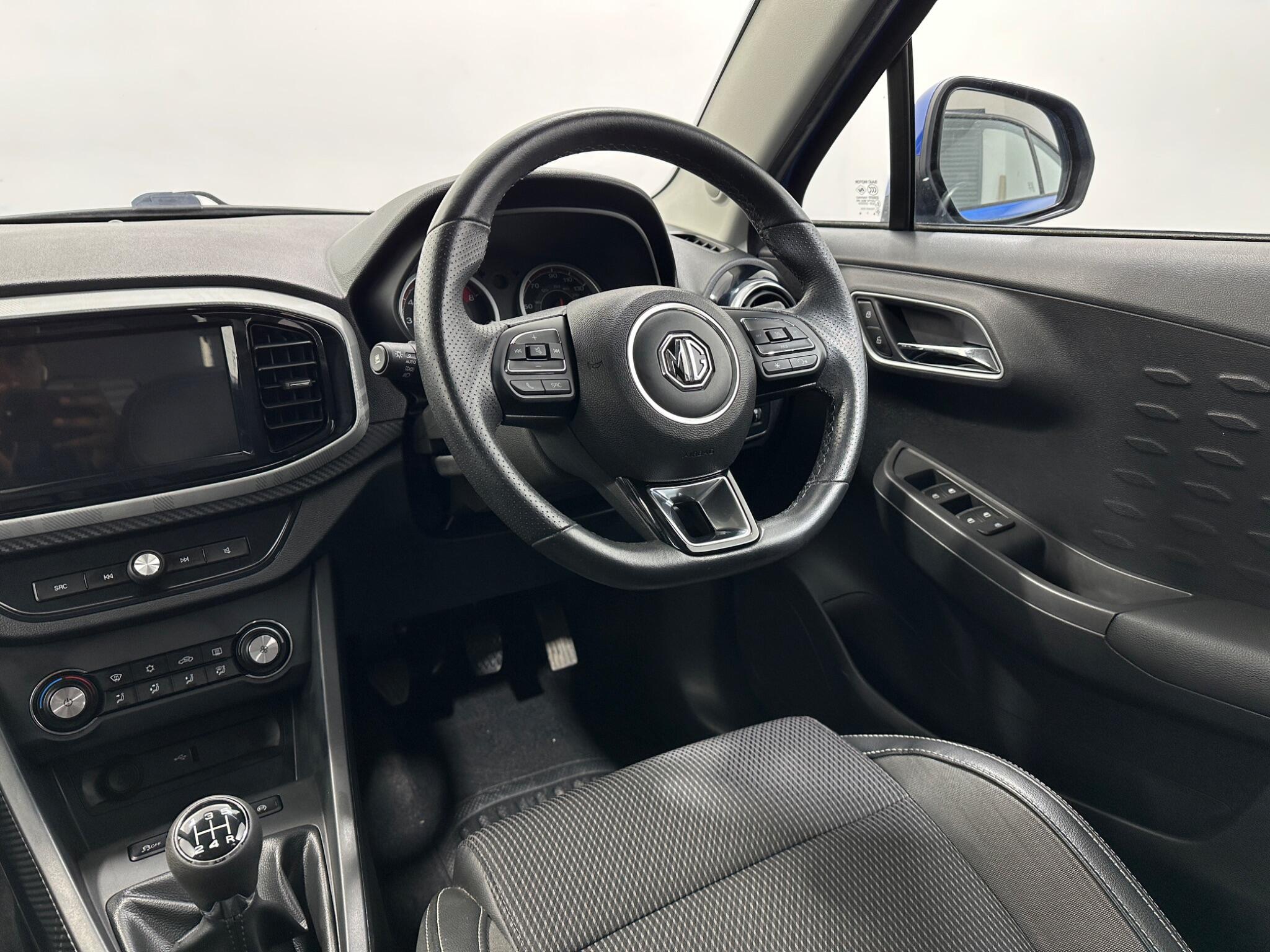 MG MG3 view 12