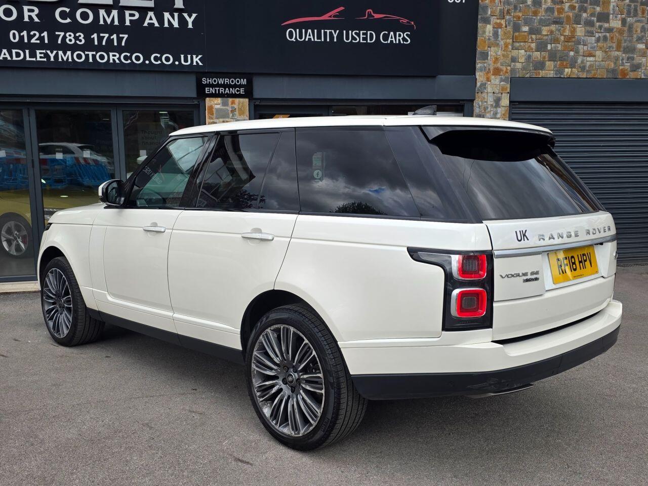 Land Rover Range Rover view 35