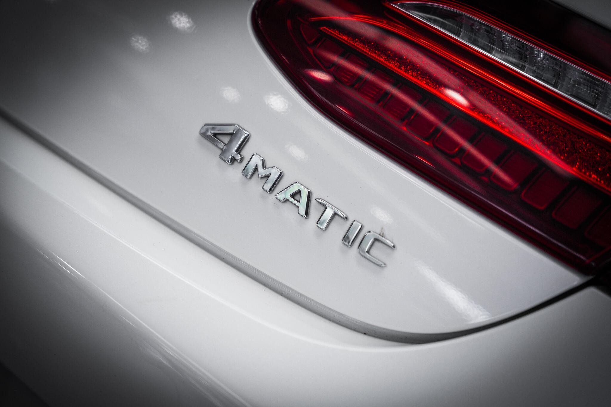 Mercedes-Benz E-Class view 34