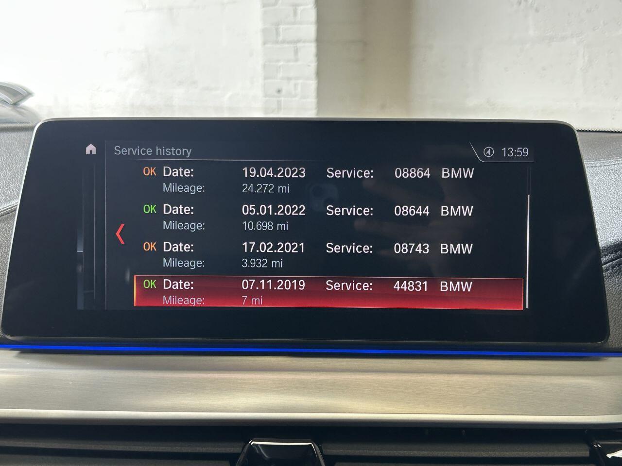 BMW 5 Series view 48