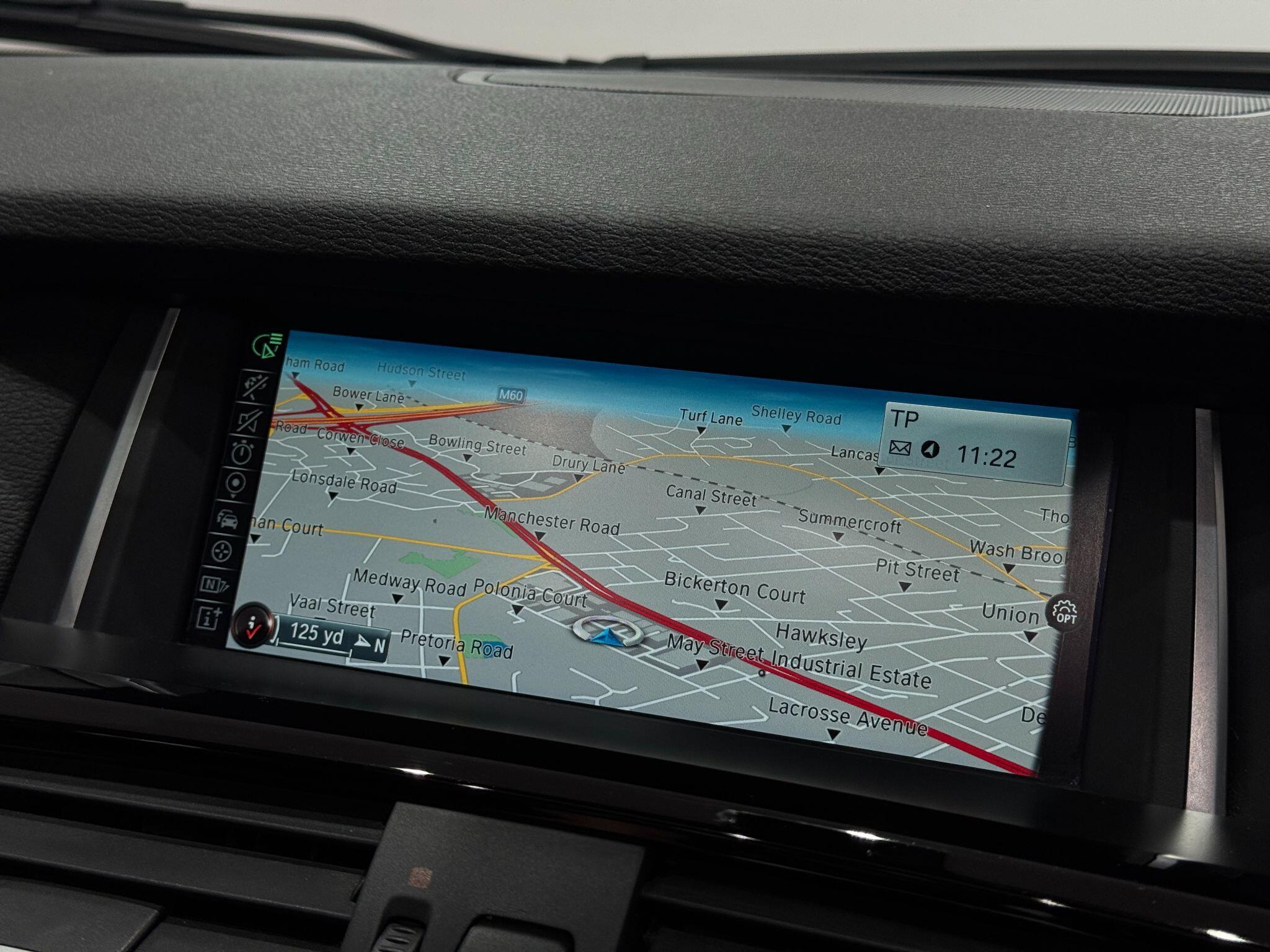BMW X4 view 32