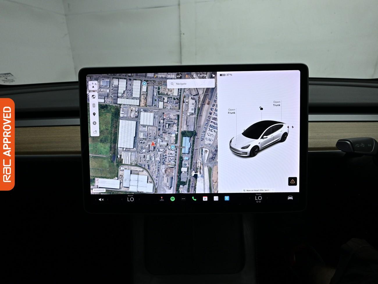 Tesla Model 3 view 14