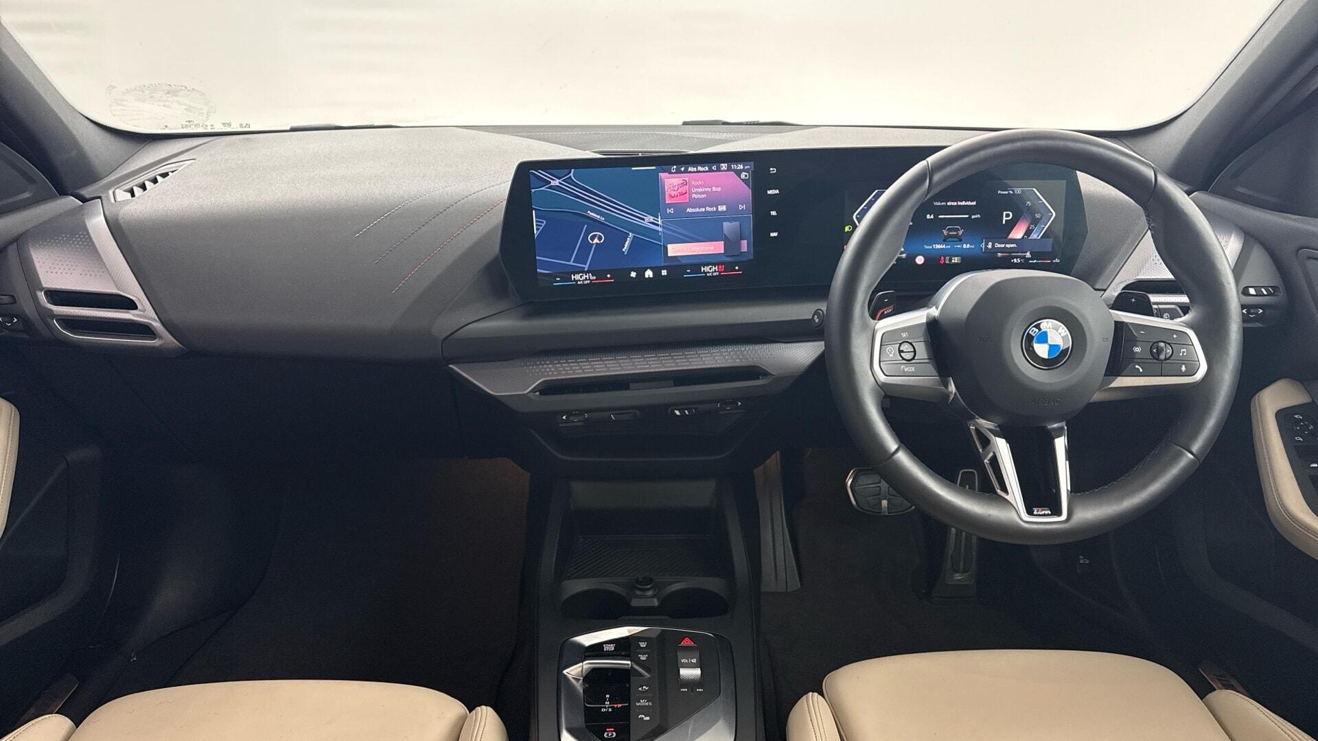 BMW 1 Series view 4