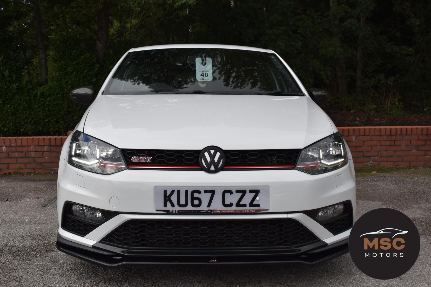 Volkswagen Polo view 4
