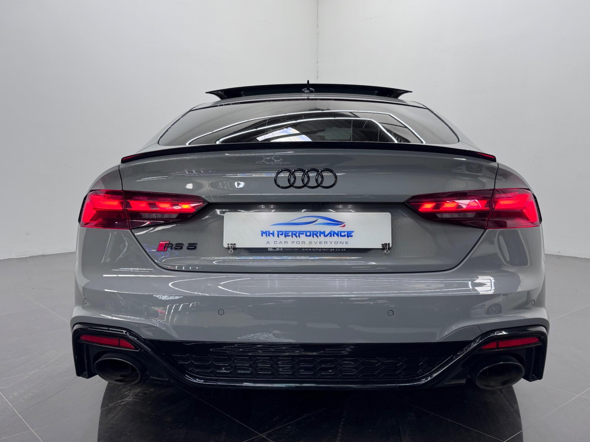Audi RS5 view 54