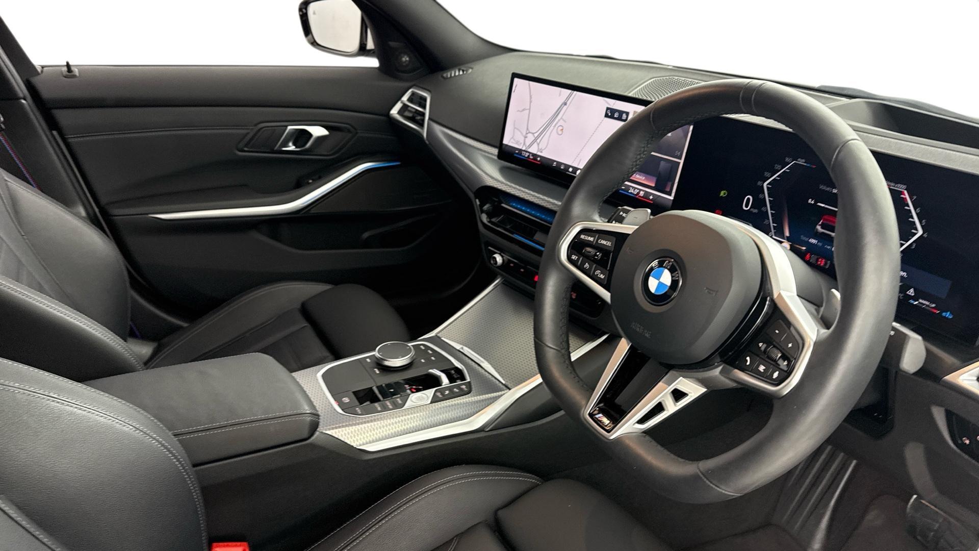 BMW 3 Series view 6