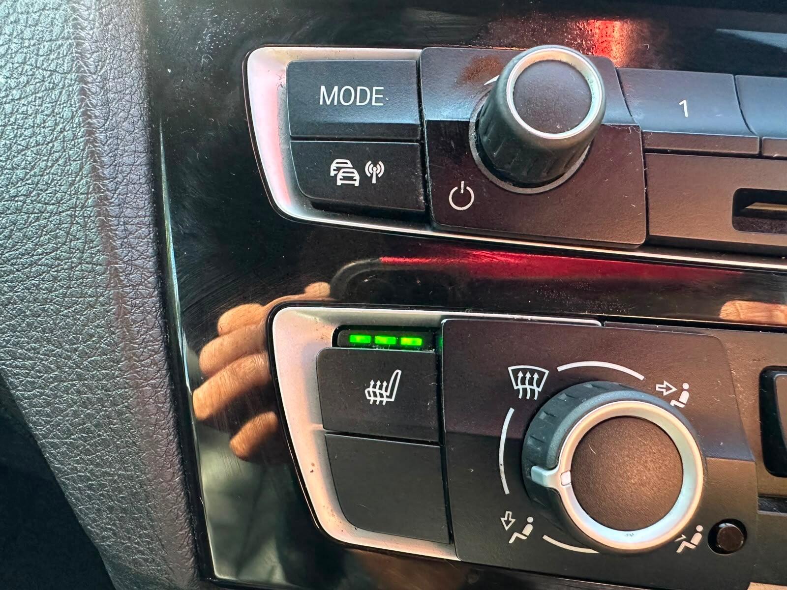 BMW 2 Series view 28