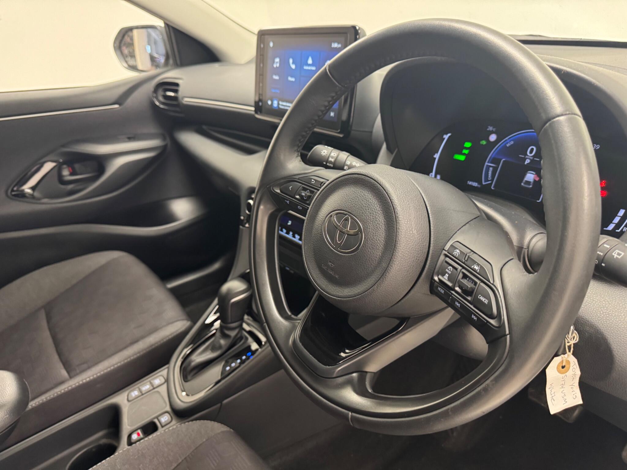 Toyota Yaris view 21