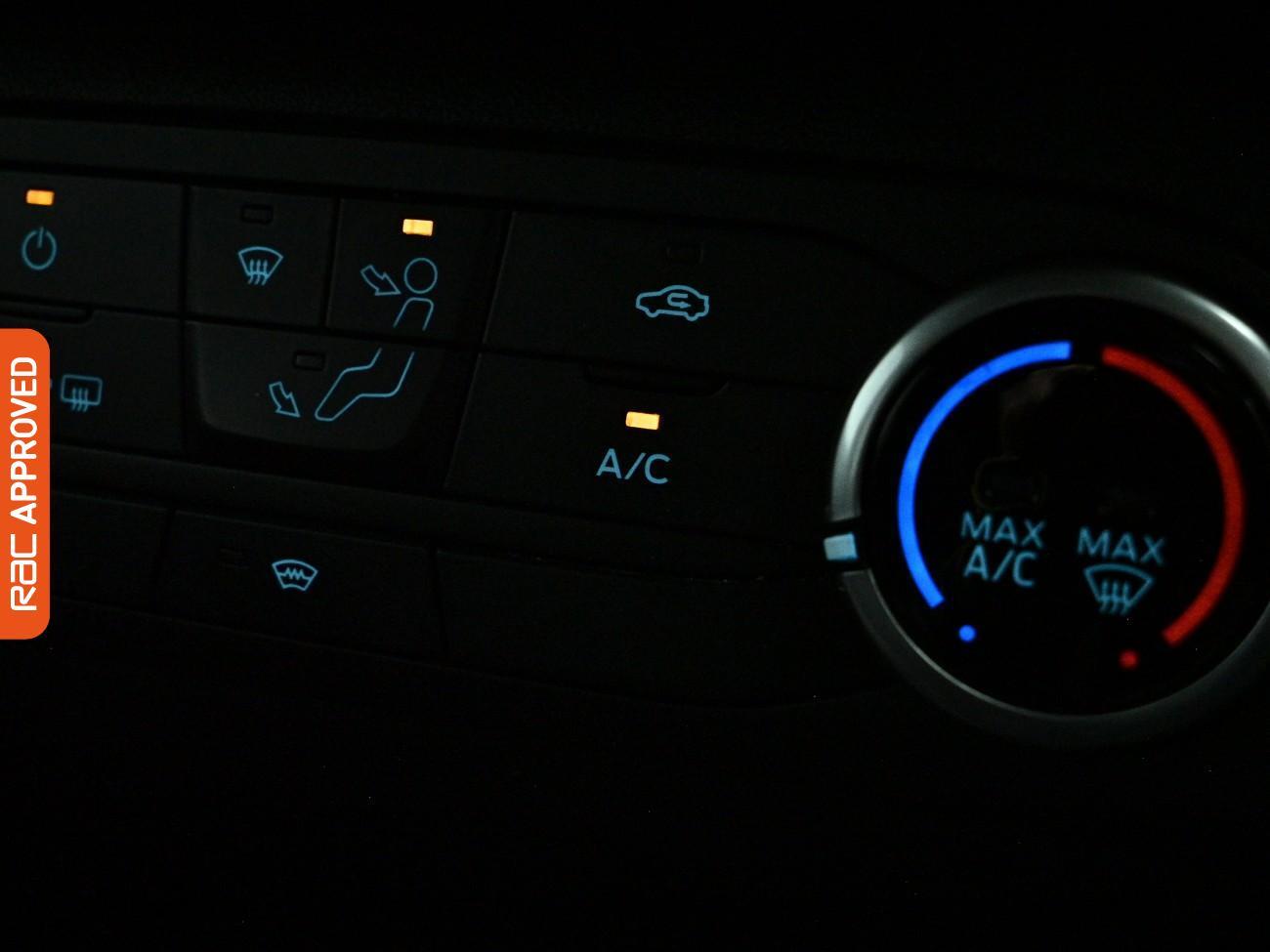 Ford Fiesta view 18