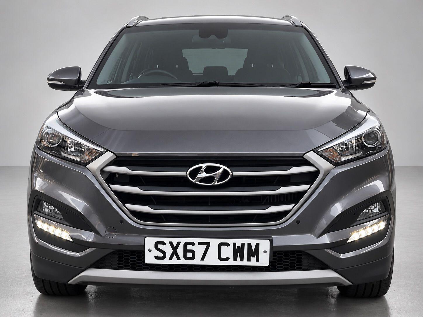 Hyundai Tucson view 3