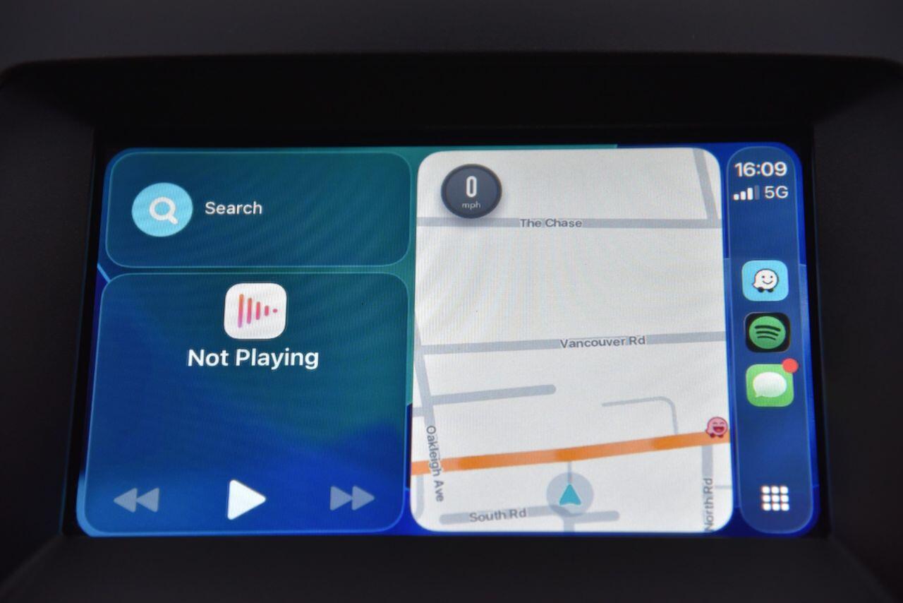 Ford Galaxy view 54