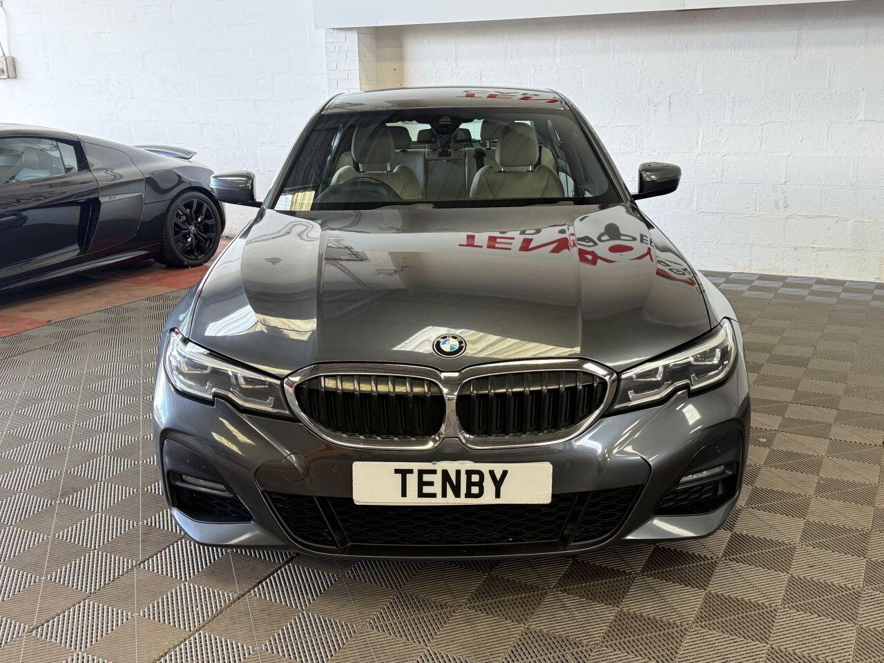 BMW 3 Series view 3