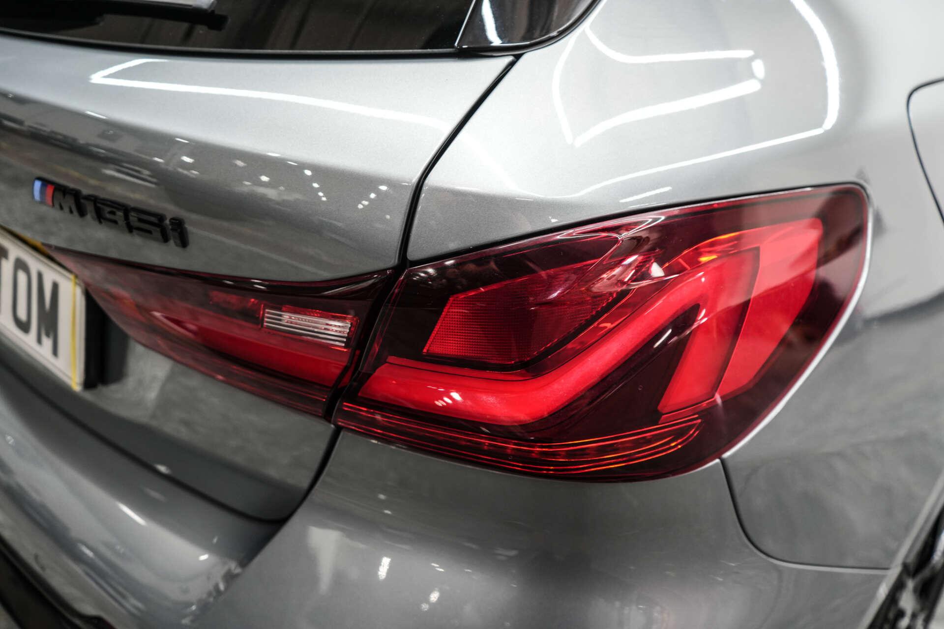 BMW 1 Series view 10