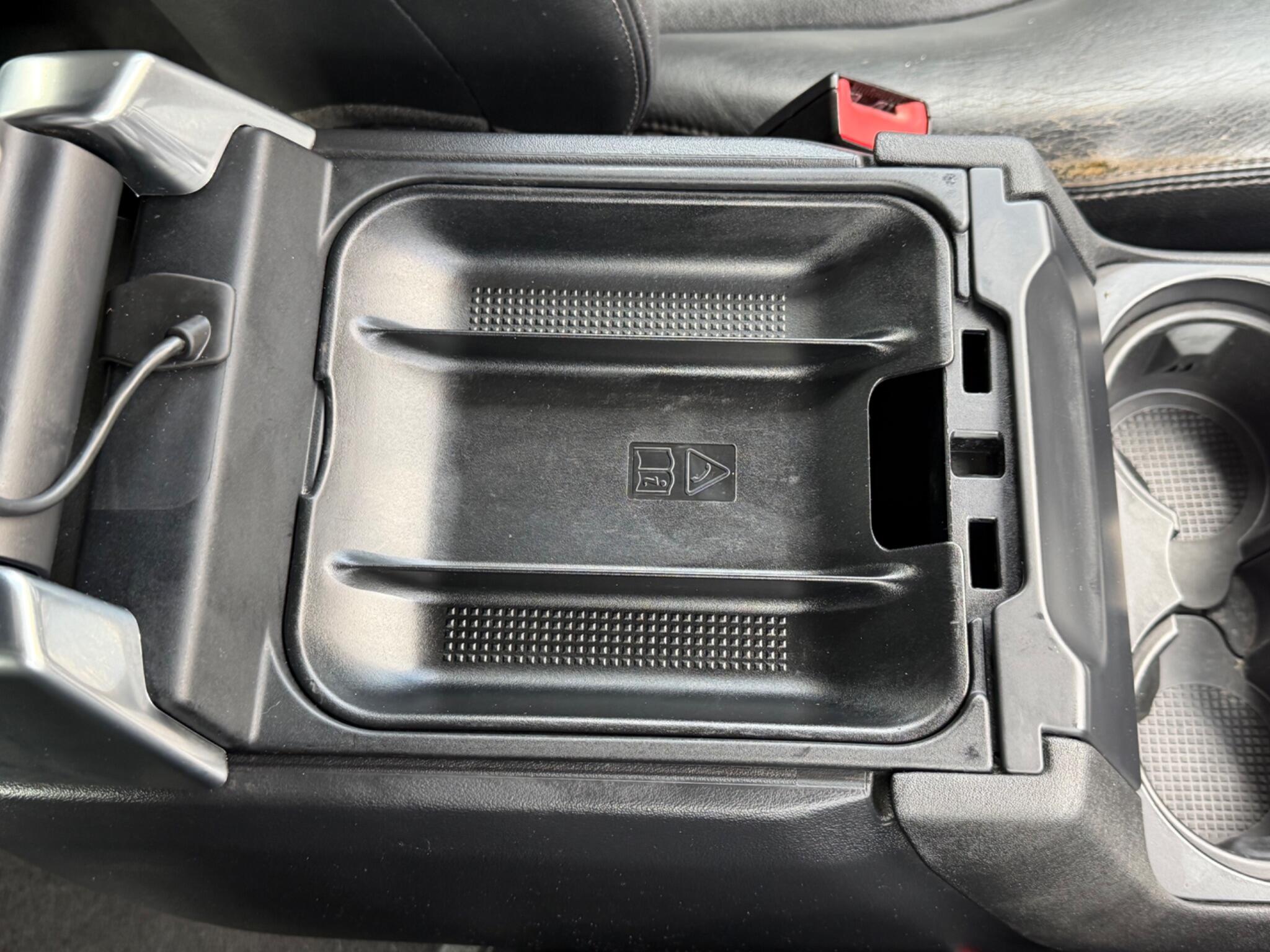 Land Rover Discovery view 39