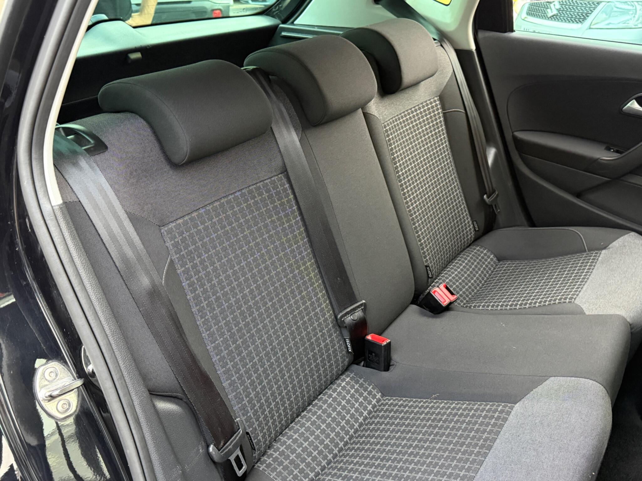 Volkswagen Polo - Image 36