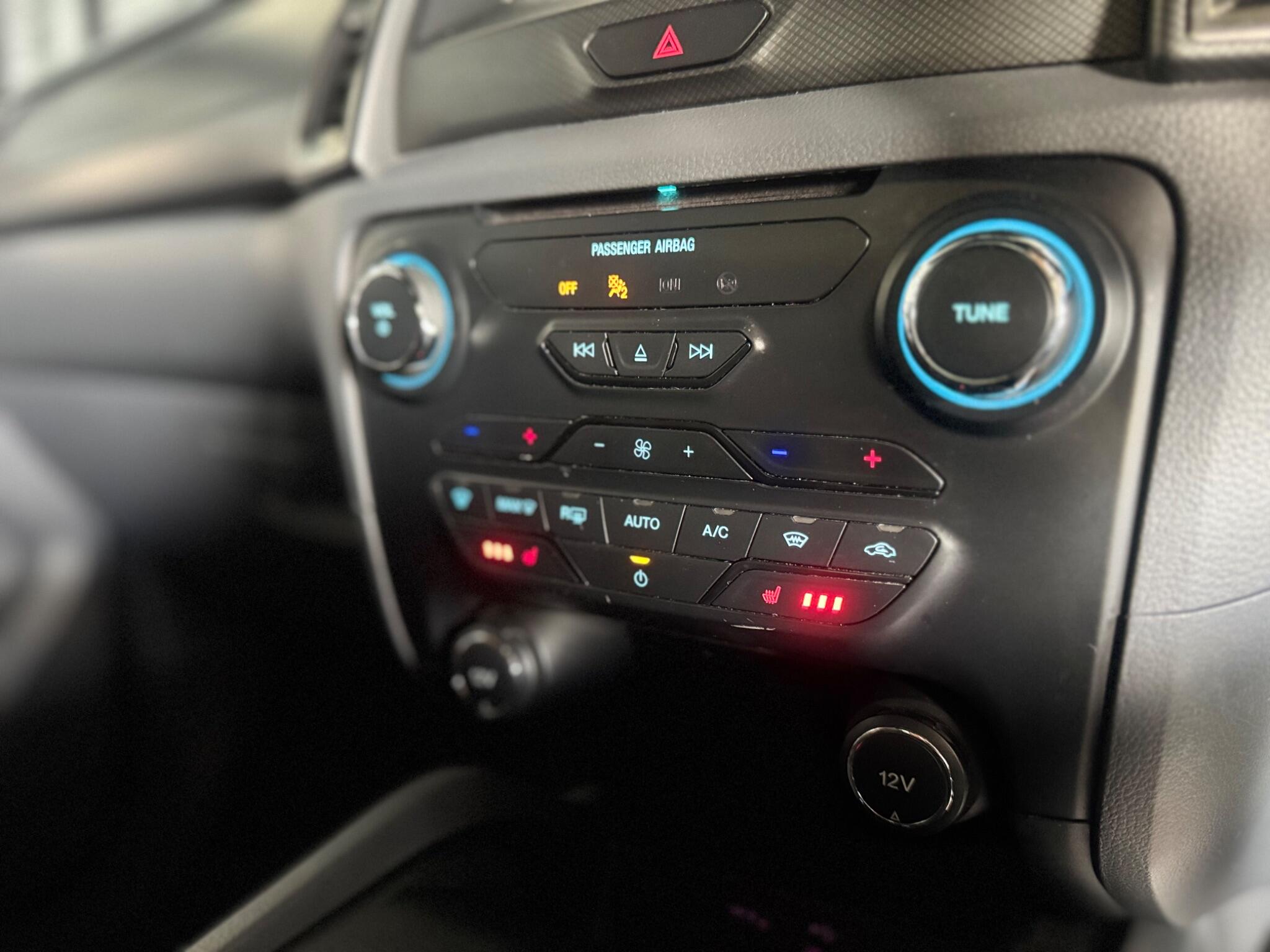 Ford Ranger view 39