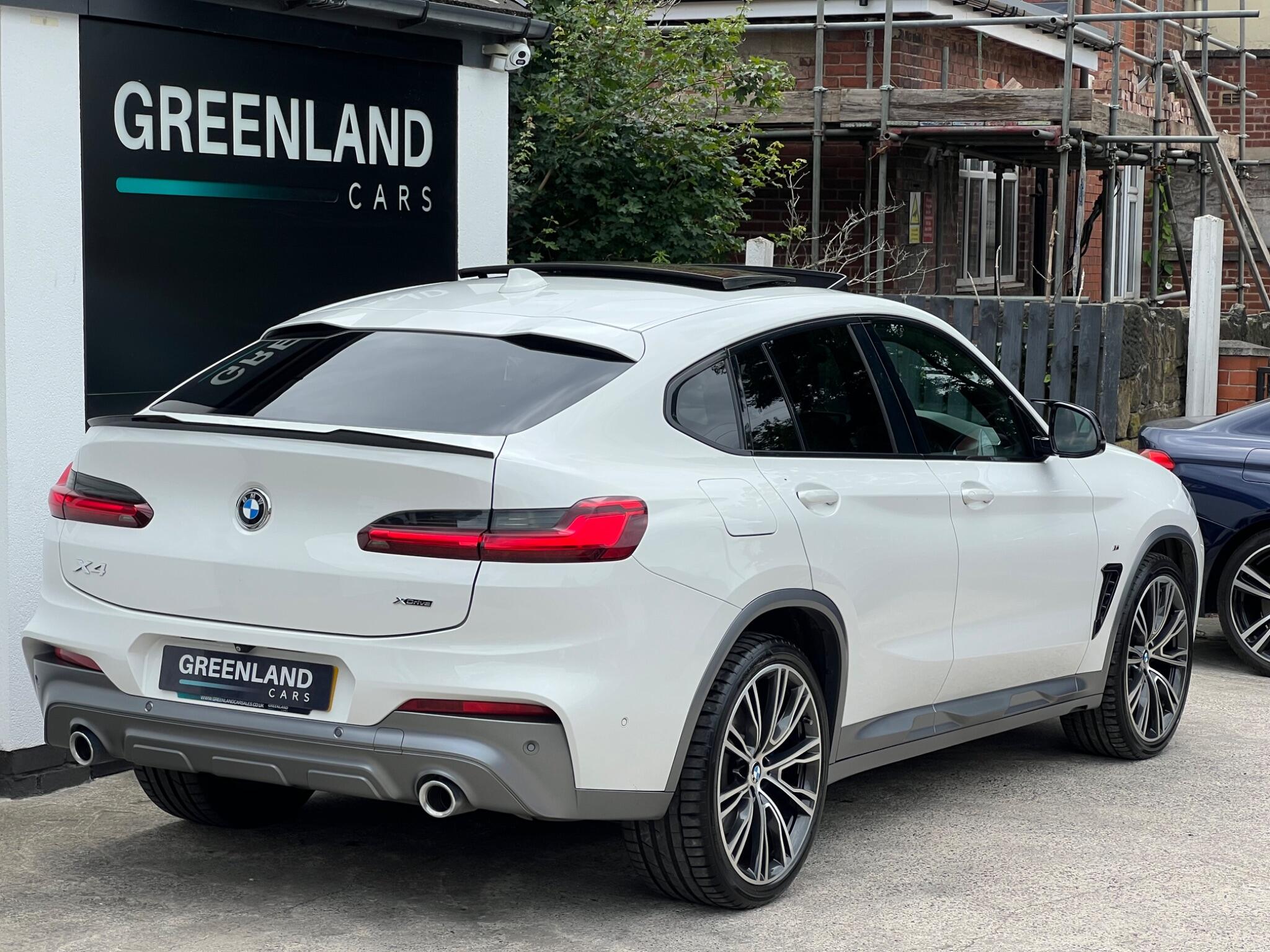 BMW X4 view 2