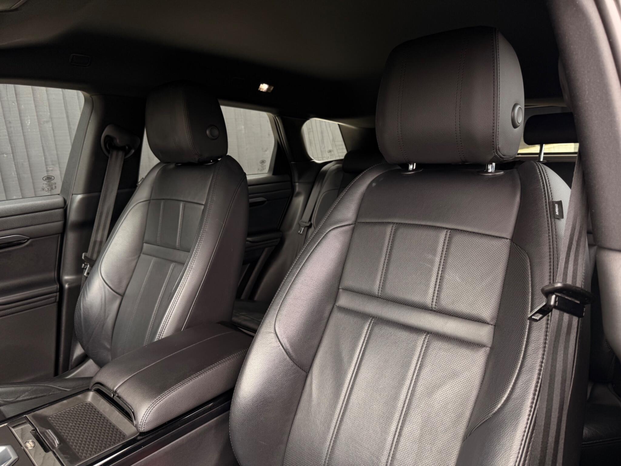 Land Rover Range Rover Evoque view 38