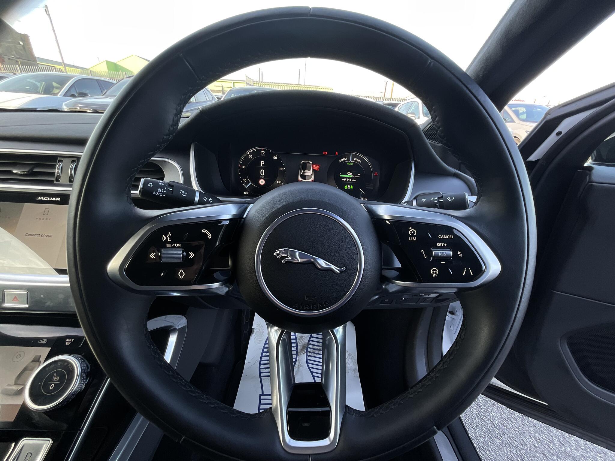 Jaguar I-Pace view 8